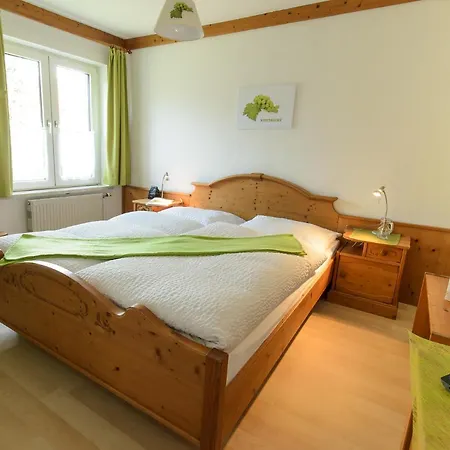 Wirtshausbrennerei Krenn 3*