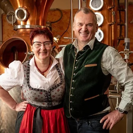 Wirtshausbrennerei Krenn Отель