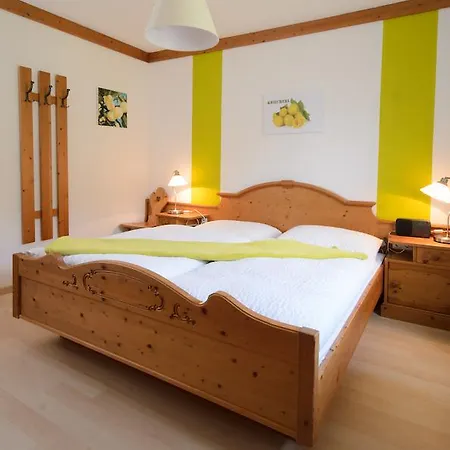 Wirtshausbrennerei Krenn Отель 3*