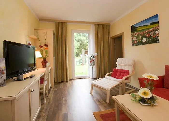 Wirtshausbrennerei Krenn מלון 3*