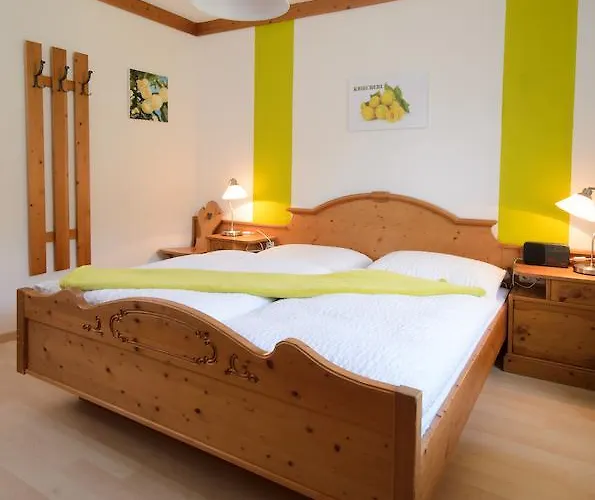 Wirtshausbrennerei Krenn מלון 3*