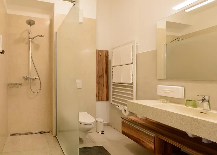 Wirtshausbrennerei Krenn 3* Yspertal